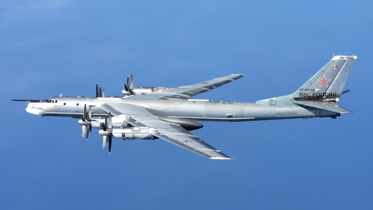 Un bombardiere russo TU-95