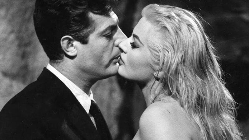 “Lo sguardo di Marcello”, omaggio alla carriera del grande Mastroianni