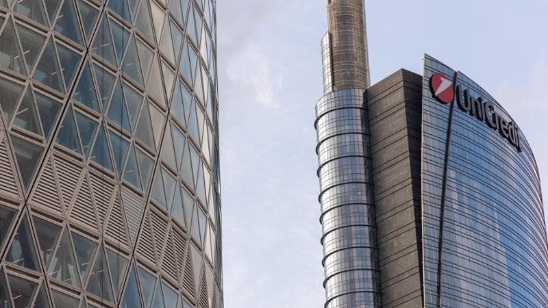 2PHN3XP Milan, Italy - march 29 2023 - in the photo: UniCredit tower and vertical nest, the new UnipolSai tower