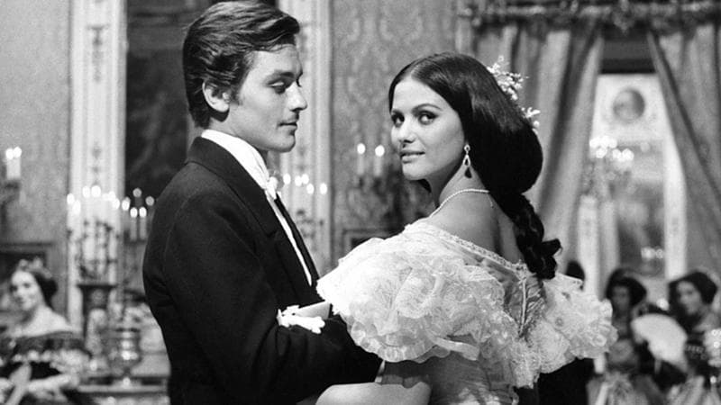 Alain Delon e Claudia Cardinale nel film Il Gattopardo di Luchino Visconti
