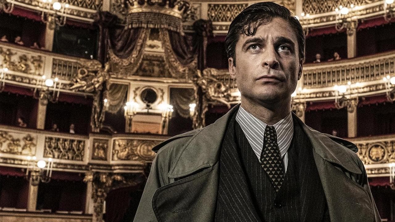 Lino Guanciale è il Commissario Ricciardi