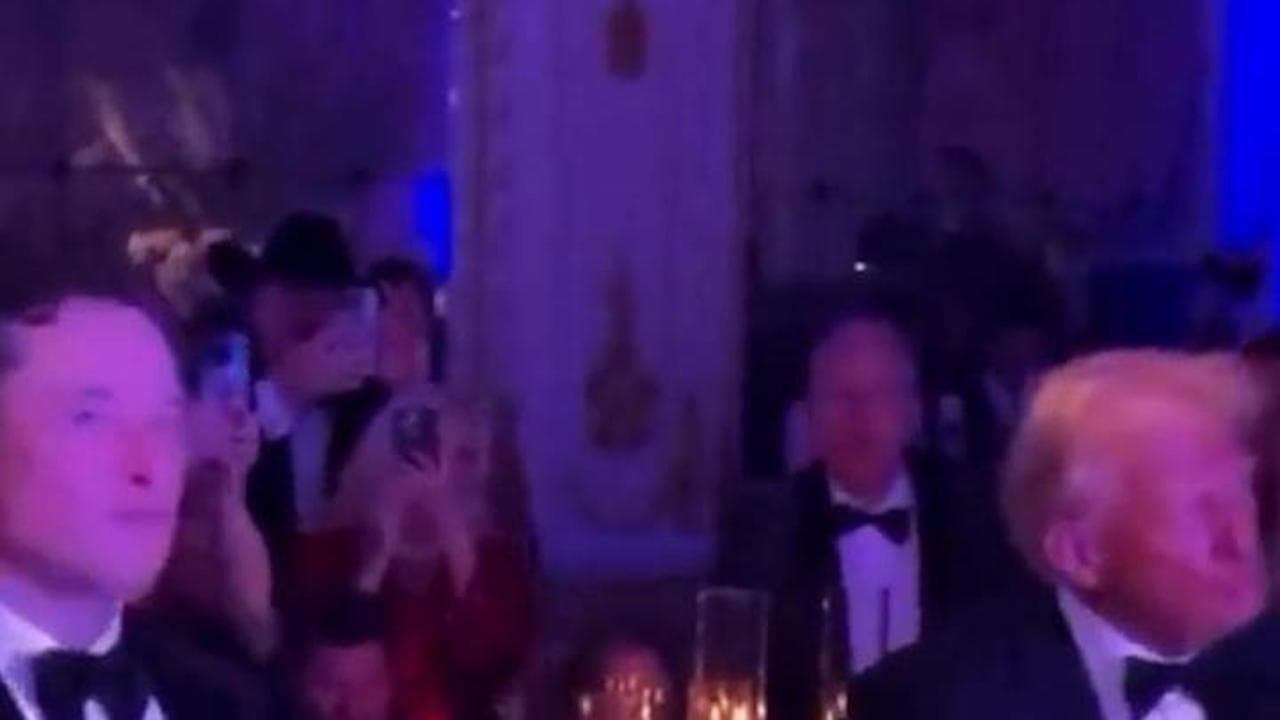 Il Capodanno di Trump: grande festa a Mar-a-Lago con Melania, Musk e J.D. Vance