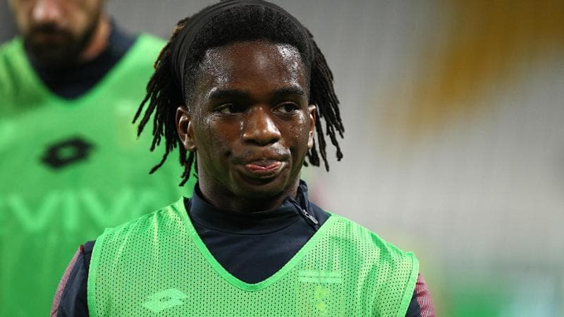 Chi è Stephane Omeonga, l’ex calciatore del Genoa aggredito dalla polizia a Fiumicino