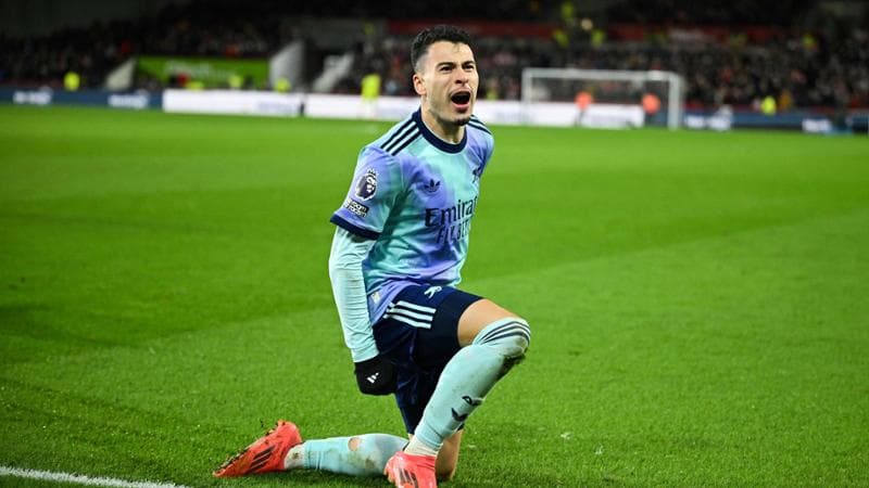 Premier, è l’Arsenal l’anti-Liverpool: 3-1 a Brentford nel match di Capodanno