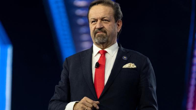 Gorka: “La Jihad minaccia l’Occidente. L’Italia è nel mirino anche per il Vaticano”