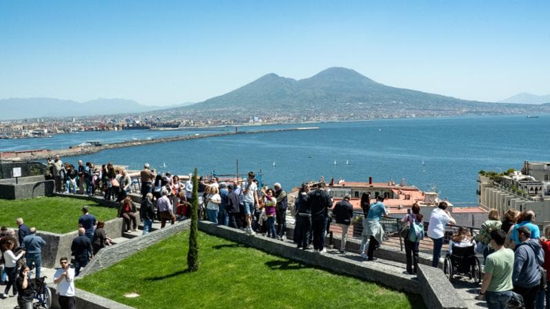 Turismo, 2024 anno record. Gli stranieri compensano il buco degli italiani, frenati dalla crisi