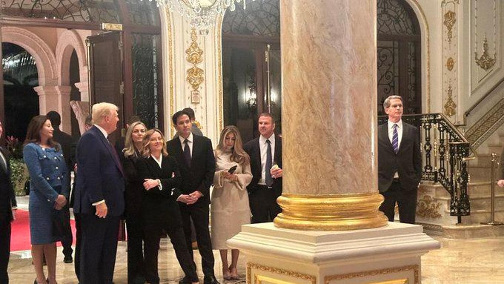 メローニはマール・ア・ラーゴでトランプとマルコ・ルビオに会う。セシリア・サラ事件も俎上に上る