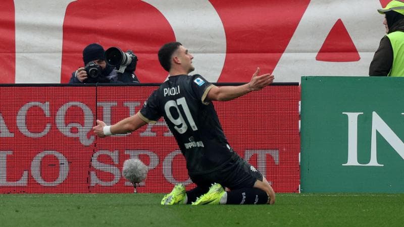 Caprari illude il Monza, il Cagliari rimonta con Zortea e Piccoli e fa il colpo: 2-1