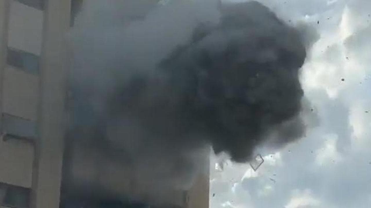 Gaza: il missile israeliano colpisce un palazzo, "covo" di combattenti di Hamas