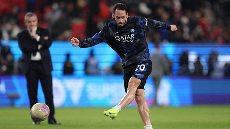 Hakan Calhanoglu