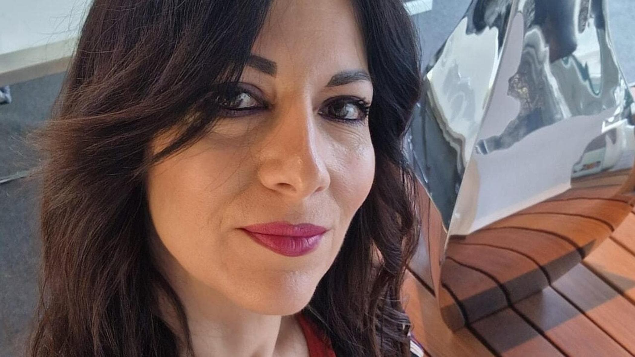 50 yaşında göğüs ameliyatından sonra hayatını kaybeden Helen Comin: Ölümüne ilaç sebep olmuş olabilir