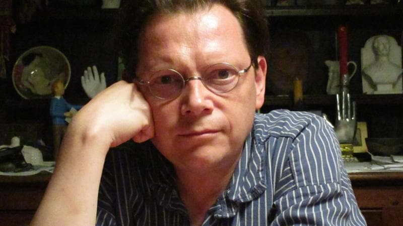 Lo scrittore e drammaturgo Edward Carey