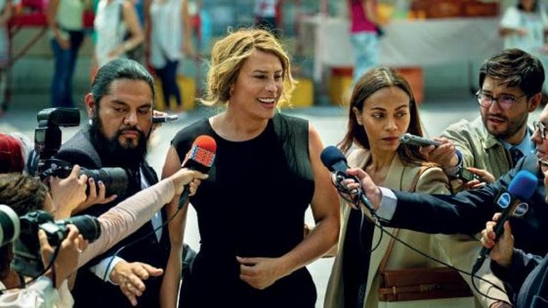 L’attrice Karla Sofía Gascón è la protagonista del film Emilia Pérez, di Jacques Audiard, storia di un boss della droga che sceglie di affrontare la riassegnazione di genere