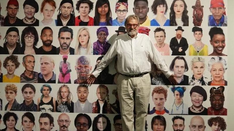 Oliviero Toscani è morto: moda, pubblicità e provocazioni. “Da fotografo, racconto il mio tempo”