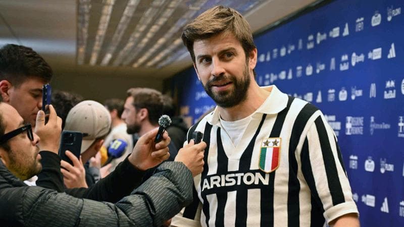Gerard Pique con la maglia della Juventus nella Kings League