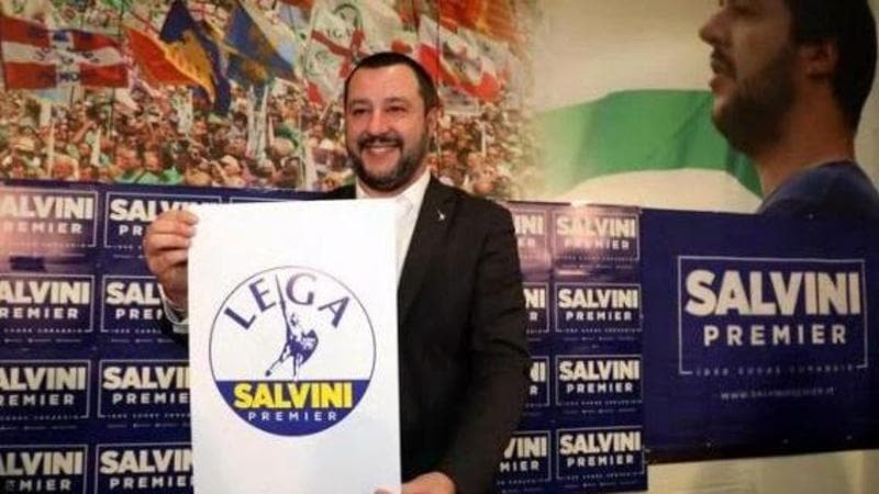 Salvini all’angolo diventa il proprietario di tutti i simboli della Lega e blinda la sua leadership