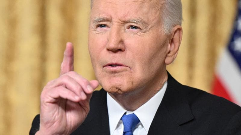 Biden saluta l’America: “Una pericolosa oligarchia minaccia la nostra democrazia”