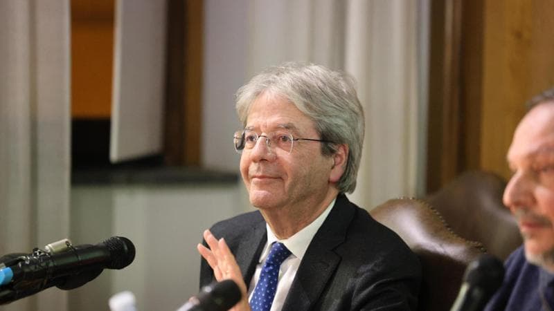 Paolo Gentiloni all'assemblea nazionale di Libertà Eguale
