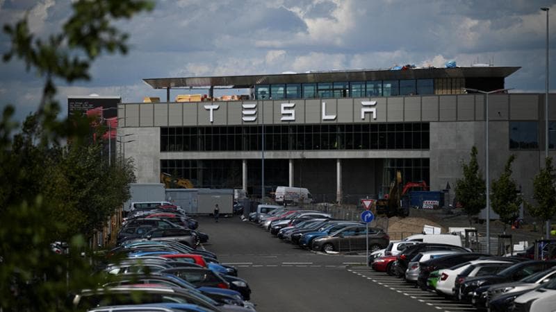 Una veduta&nbsp;dello stabilimento Tesla&nbsp;di Gr&uuml;nheide (Berlino), l&rsquo;unica gigafactory di Musk in Europa
