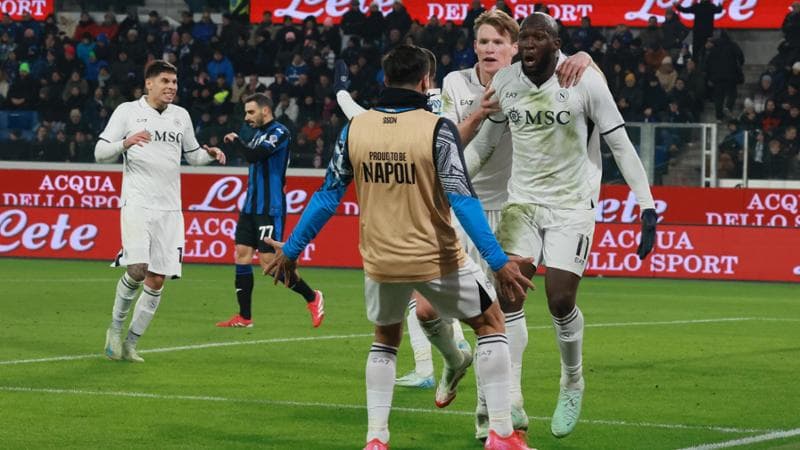 Lukaku esulta dopo il gol