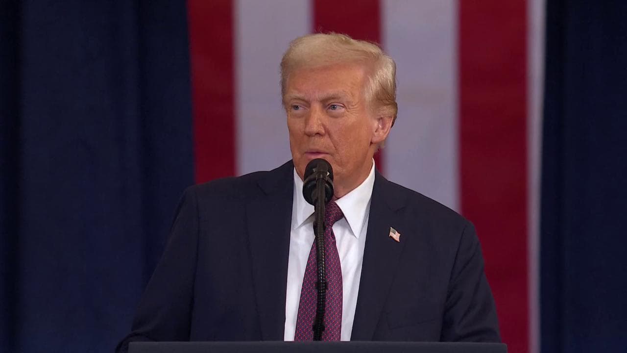 Trump ha giurato come presidente: "Ora inizia l'età dell'oro degli Stati Uniti"