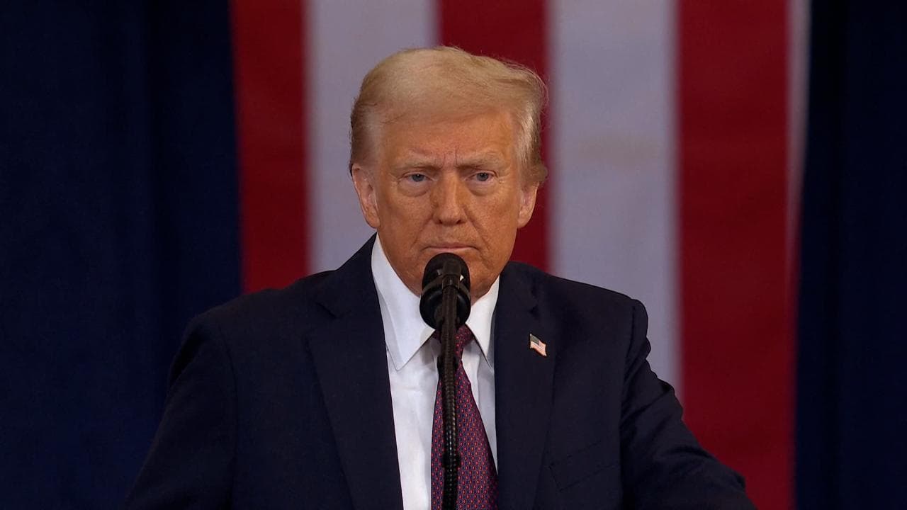 Trump: "Io salvato da Dio per rendere l'America di nuovo grande"