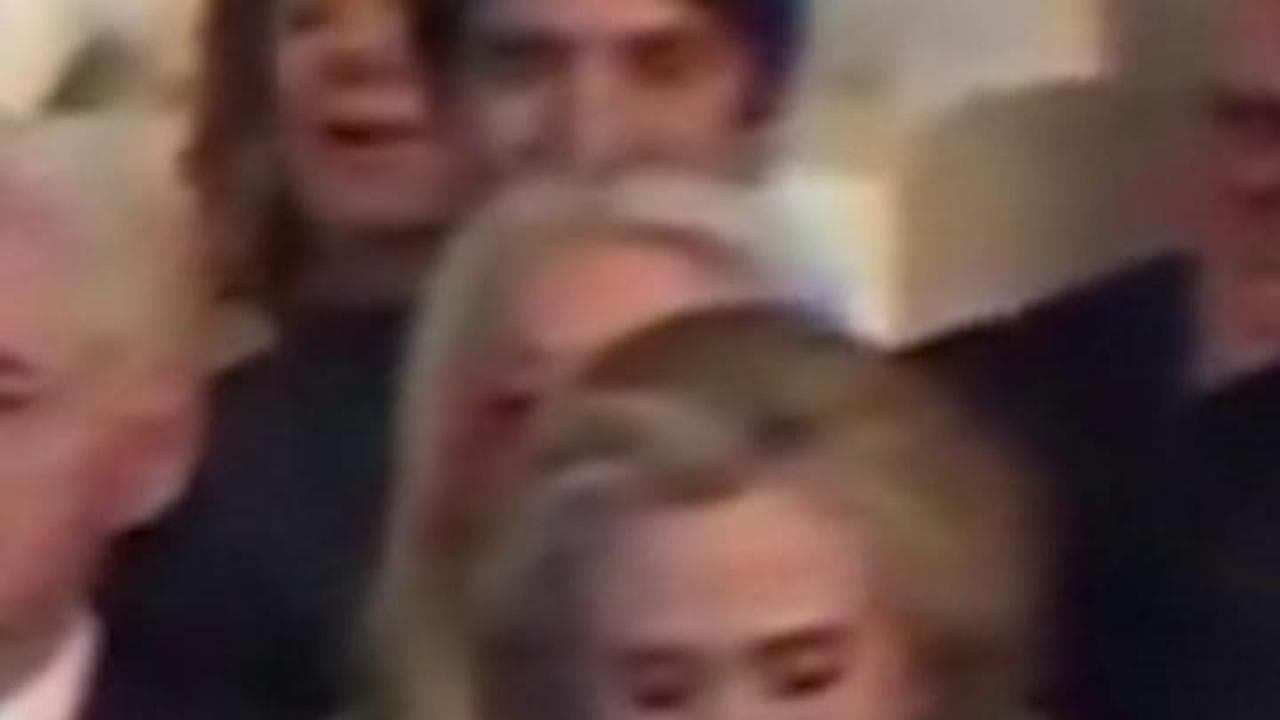 Trump: "Cambieremo il nome del Golfo del Messico". E Hillary Clinton non trattiene la risata