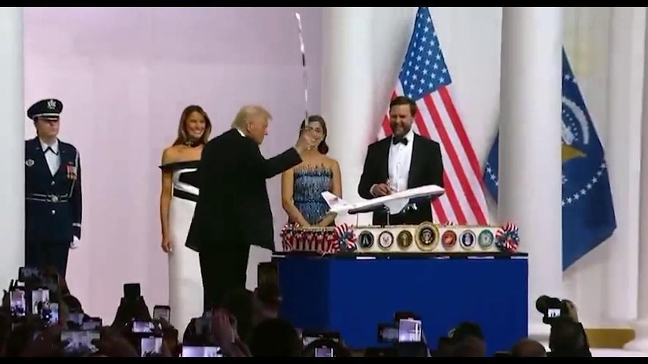 Trump2, opposizione sconfortata: agenda Maga, saluto romano di Musk, Meloni sola alla Casa Bianza