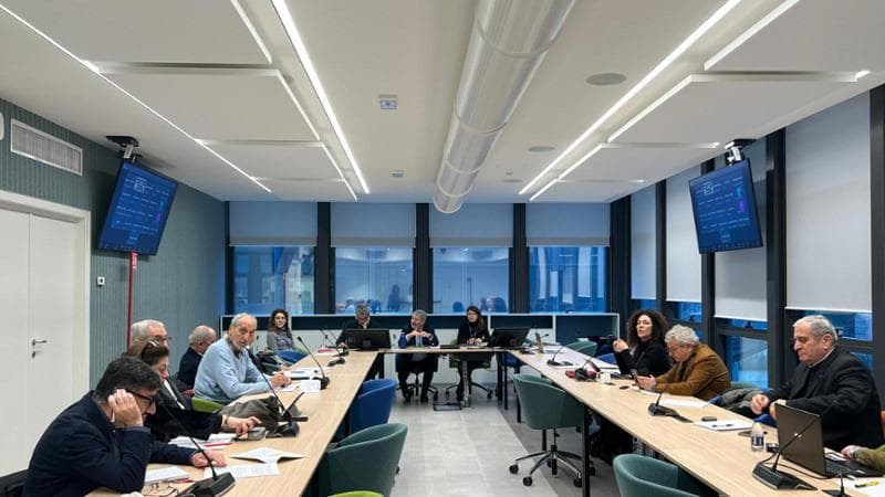 Il tavolo delle trattative all'Aran