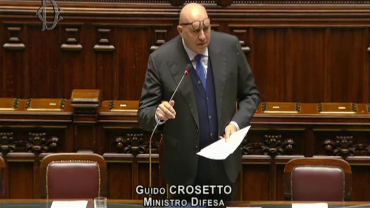 Crosetto: "Siamo con il popolo ucraino e non con i criminali di guerra"