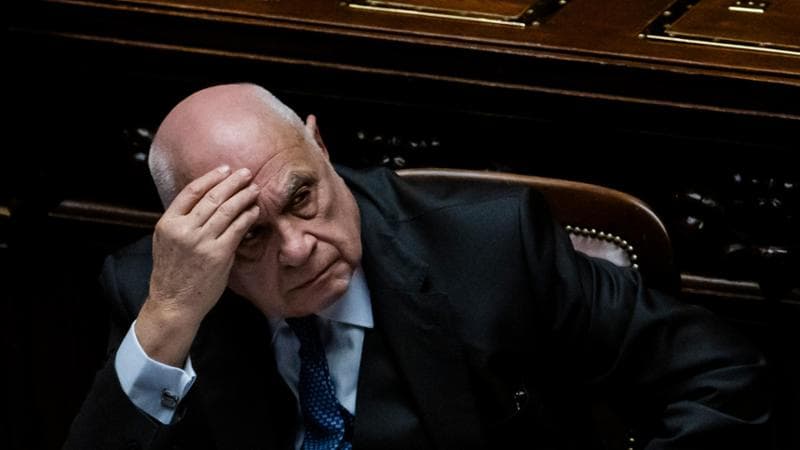 Caso Almasri, quella scusa del cavillo: bastava una nota di Nordio per evitare il rilascio