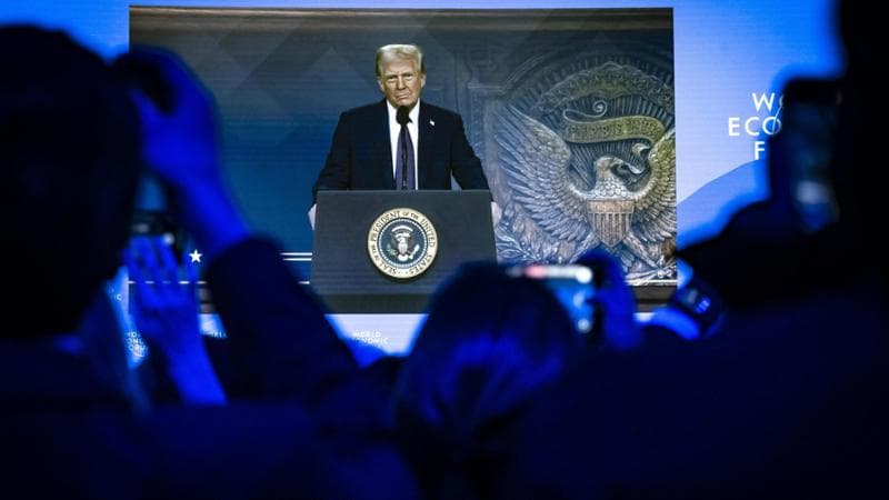 Trump ordina di desecretare i file sugli omidici di JFK e Martin Luther King