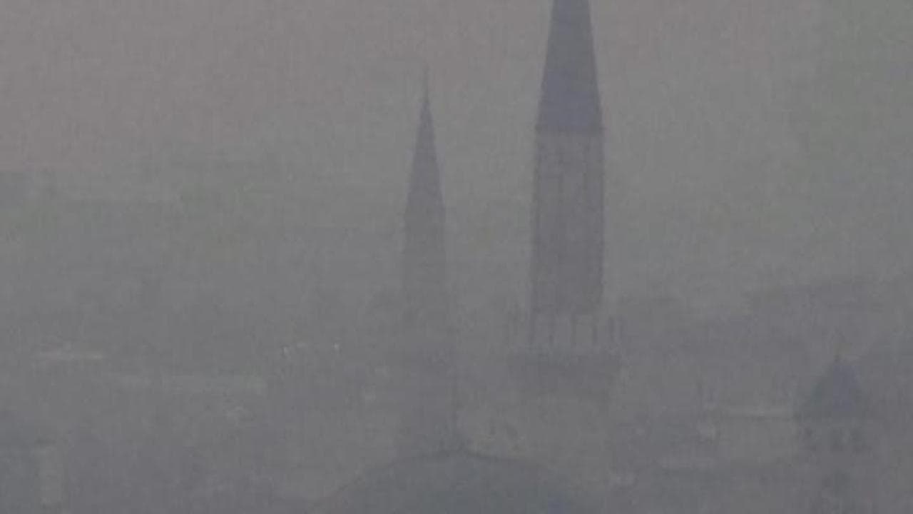 Sarajevo, allarme smog: livelli sopra la soglia del pericolo, "Restate in casa"