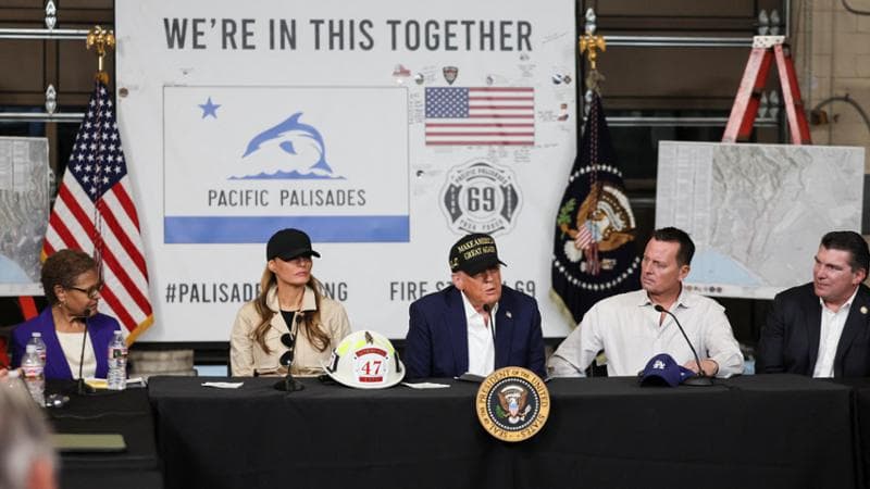 Los Angeles, California (Stati Uniti), 24 gennaio: Donald Trump nei luoghi danneggiati dagli incendi