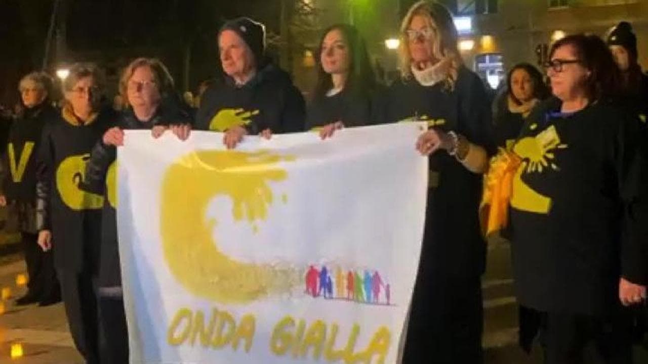 Nove anni dalla scomparsa di Giulio Regeni, l'onda gialla lo ricorda