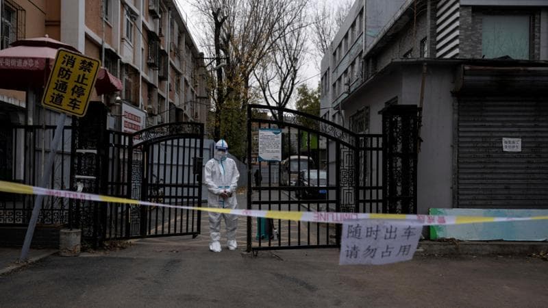 Covid, la Cia cambia idea: “Probabile fuga da laboratorio di Wuhan all’origine”