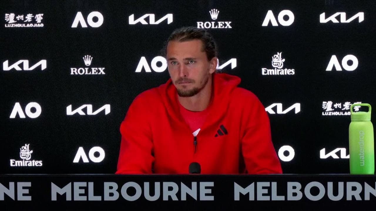 Australian Open - L'elogio di Sinner lo fa Zverev, dopo la sconfitta: "È di un altro universo"
