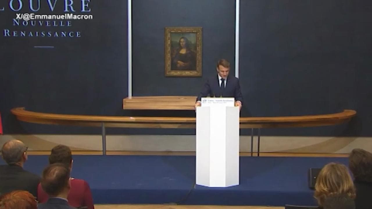 Parigi, l'annuncio di Macron: "La Gioconda sarà spostata in una sala autonoma"