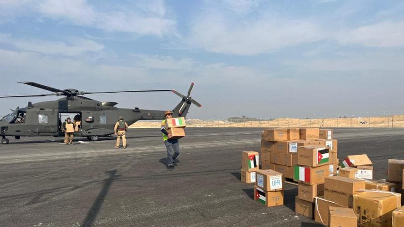 Via al ponte aereo italiano per distribuire aiuti a Gaza