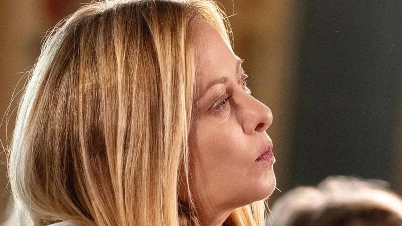 Meloni indagata: “Nessun passo indietro”. Bongiorno difenderà la premier e i ministri