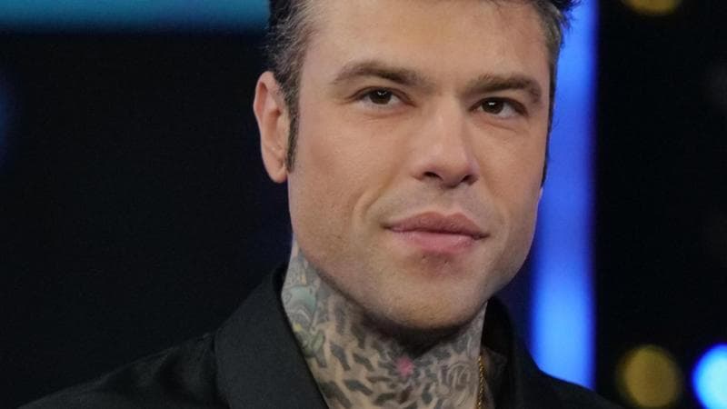 Fedez a "Sarà Sanremo" su RaiUno il 18 dicembre 2024