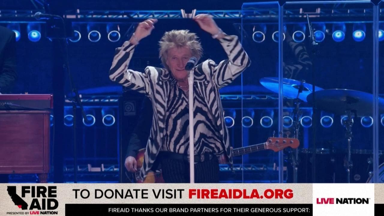 Los Angeles, da Rod Stewart a Katy Perry: parata di star sul palco del FireAid