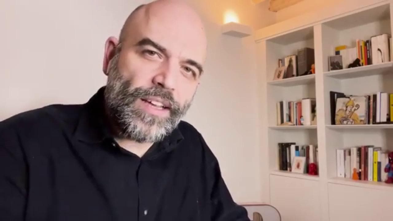 "Il giorno dell'ape" di Paul Murray per Roberto Saviano: "Una puntura che arriva all'improvviso"