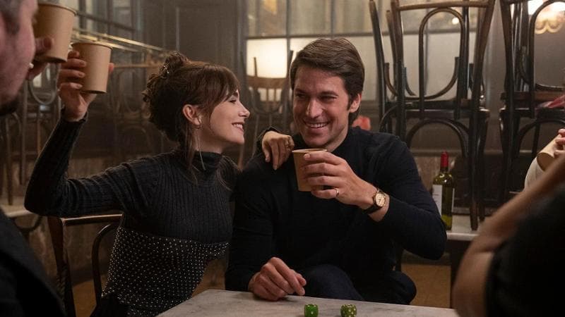 Lily Collins nella serie "Emily in Paris"