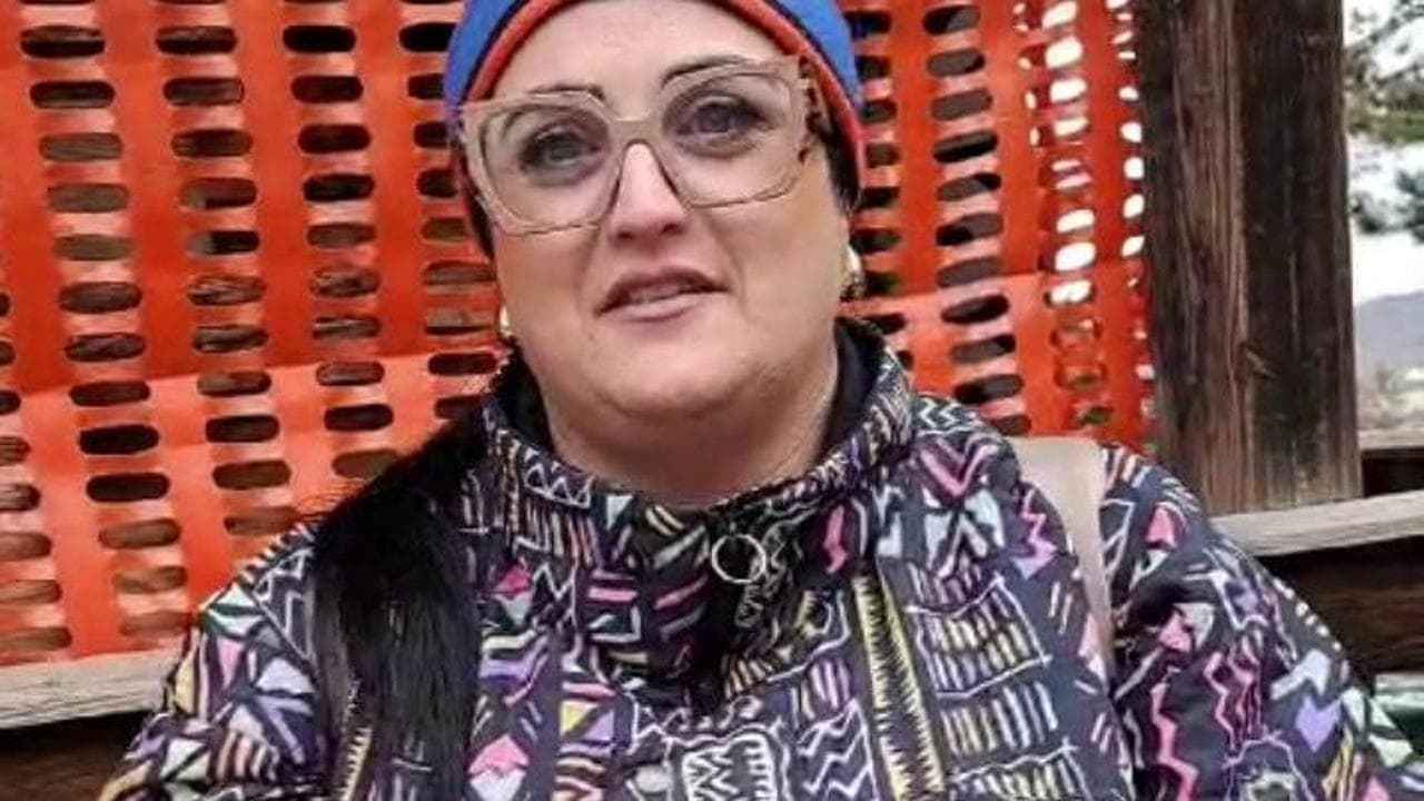 Turisti a Roccaraso: "Non c'è neve ma ci divertiamo lo stesso"