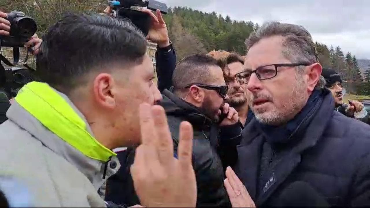 Roccaraso, violento scontro tra Borrelli (Avs) e il tiktoker Antony Sansone
