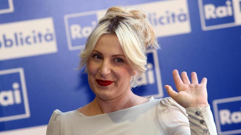 Katia Follesa: “Il mio Sanremo con leggerezza e autoironia. Emis Killa? Coraggiosa la sua scelta”