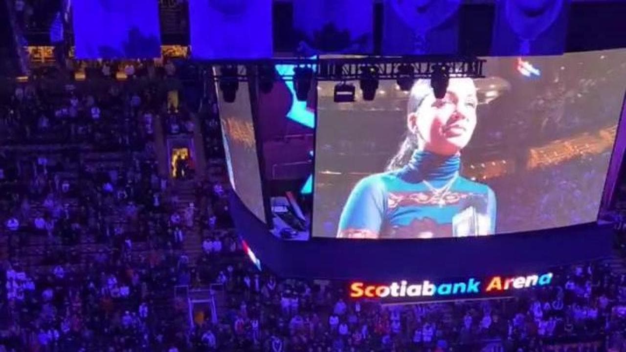 Guerra dei dazi, i tifosi canadesi fischiano l'inno Usa prima delle gare di Nba e Nhl