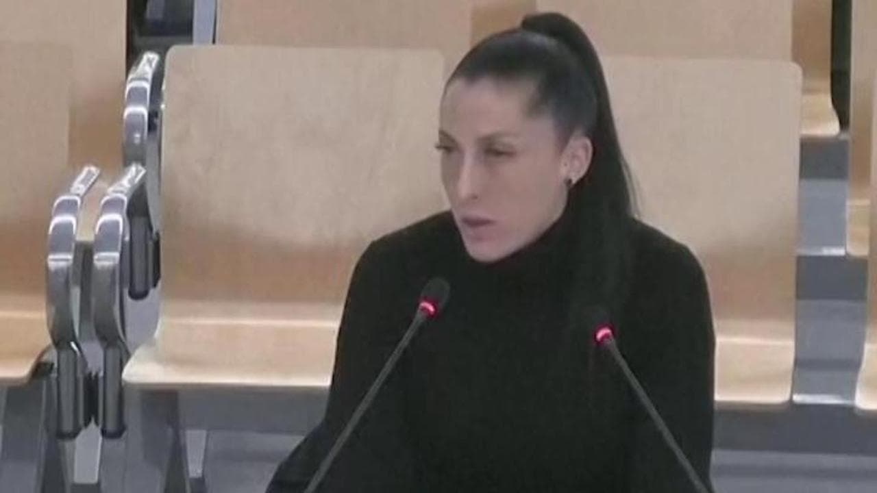 Jenni Hermoso, la calciatrice al processo: "Non ho potuto difendermi dal bacio di Rubiales"