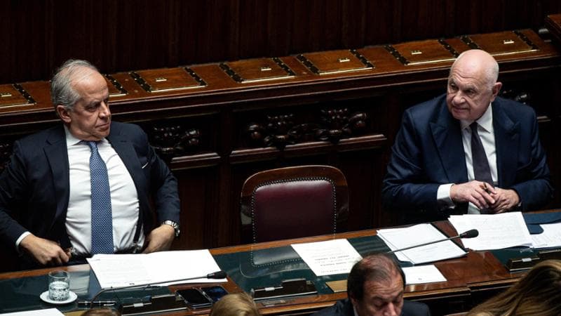 Almasri, Nordio: “Pasticcio della Cpi”. Renzi: “Torturatore rimpatriato con il tricolore”